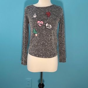 Long sleeve shirt.